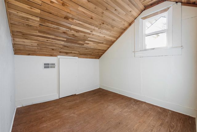 303 Vz County Road 1320, Canton, TX 75103