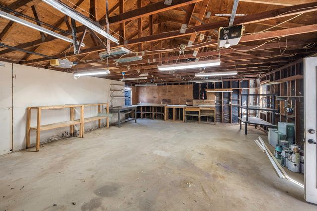 303 Vz County Road 1320, Canton, TX 75103