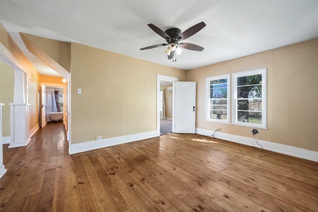 303 Vz County Road 1320, Canton, TX 75103