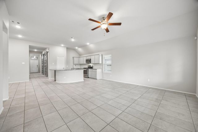 4731 Crest Hill Dr, Manvel, TX 77578