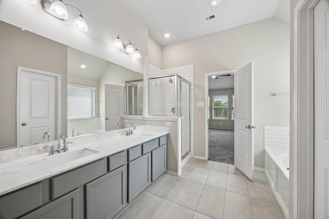 4731 Crest Hill Dr, Manvel, TX 77578