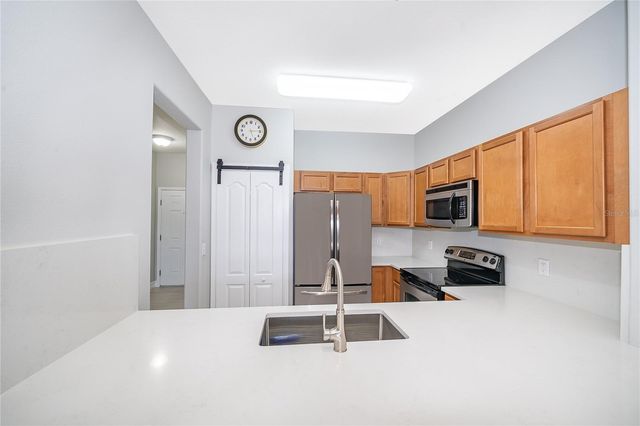 2942 RODRICK CIRCLE, Orlando, FL 32824