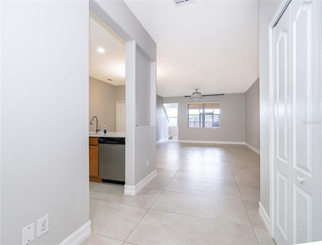 2942 RODRICK CIRCLE, Orlando, FL 32824