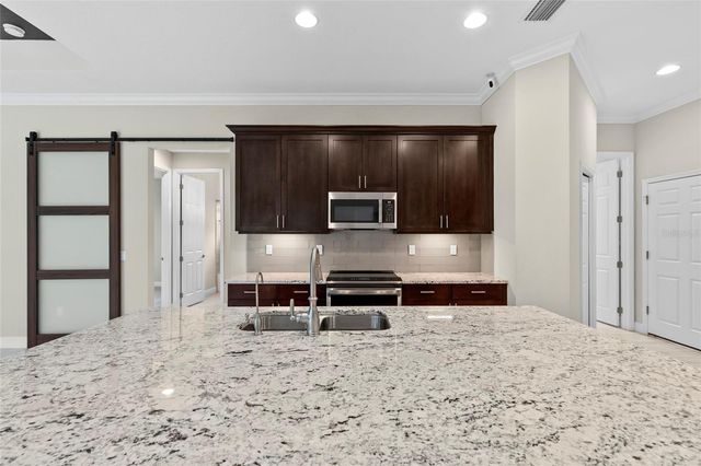 20454 LACE CASCADE RD, Land O Lakes, FL 34637