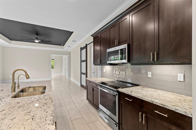 20454 LACE CASCADE RD, Land O Lakes, FL 34637