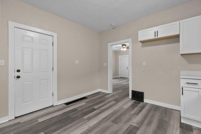 1025 SCHOOL AVENUE, Oshkosh, WI 54901