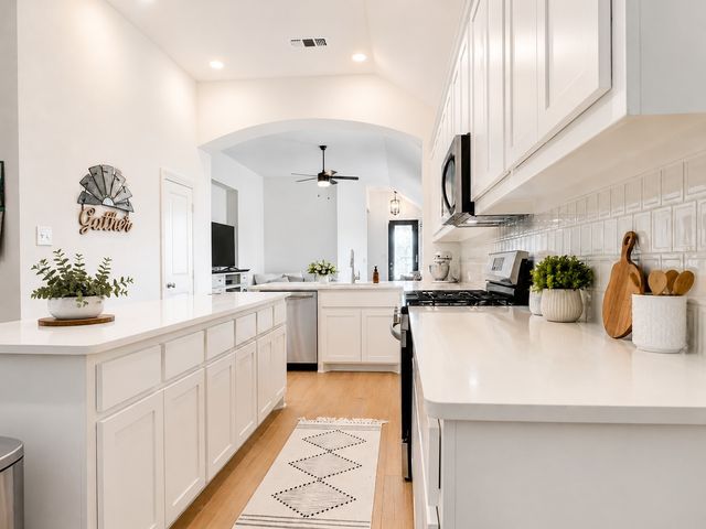 1221 Newport Street, Sherman, TX 75090