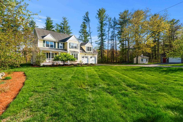 5 Spicebush Circle, Litchfield, NH 03052