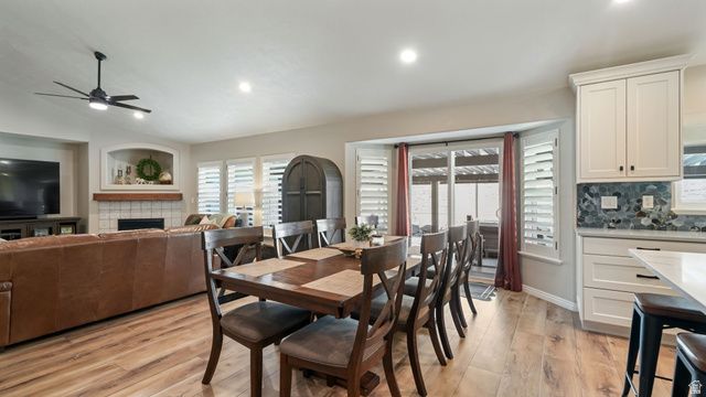 12692 S MERRYVALE CIR, Riverton, UT 84065