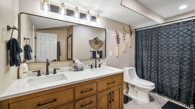 12692 S MERRYVALE CIR, Riverton, UT 84065