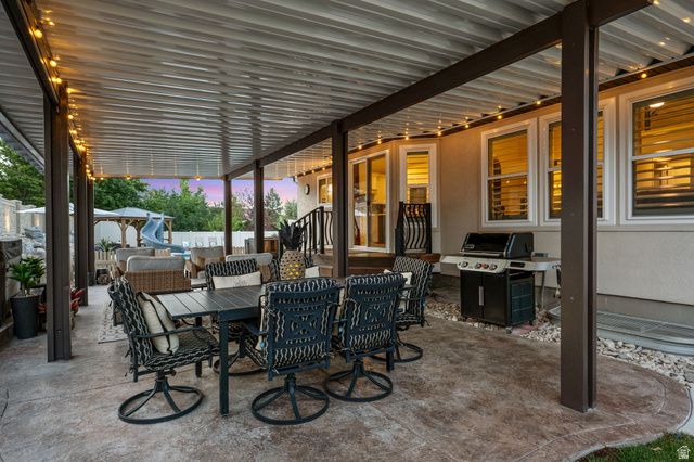 12692 S MERRYVALE CIR, Riverton, UT 84065