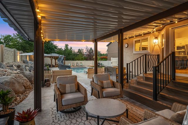 12692 S MERRYVALE CIR, Riverton, UT 84065
