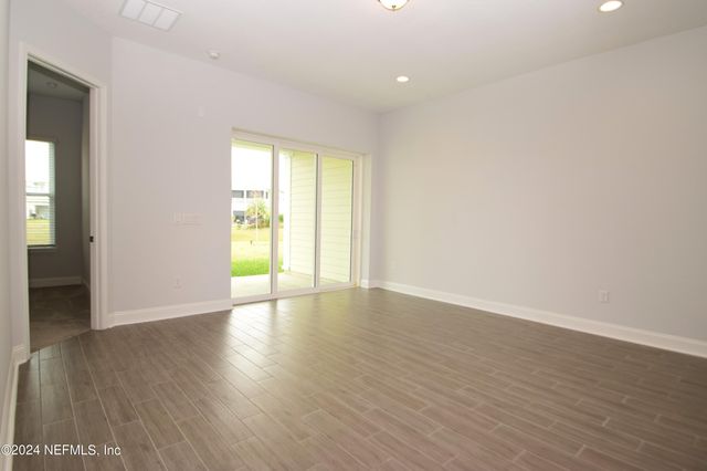 635 RUM RUNNER Way, St. Johns, FL 32259