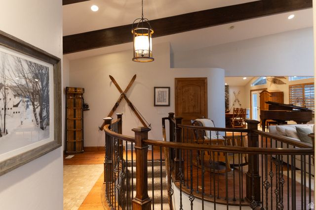 8867 S EASTHILLS DR, Sandy, UT 84093