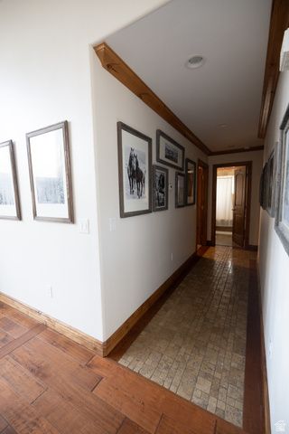 8867 S EASTHILLS DR, Sandy, UT 84093