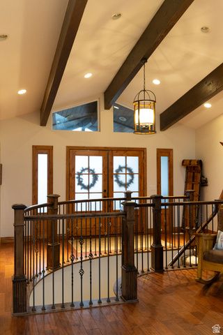 8867 S EASTHILLS DR, Sandy, UT 84093