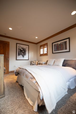 8867 S EASTHILLS DR, Sandy, UT 84093