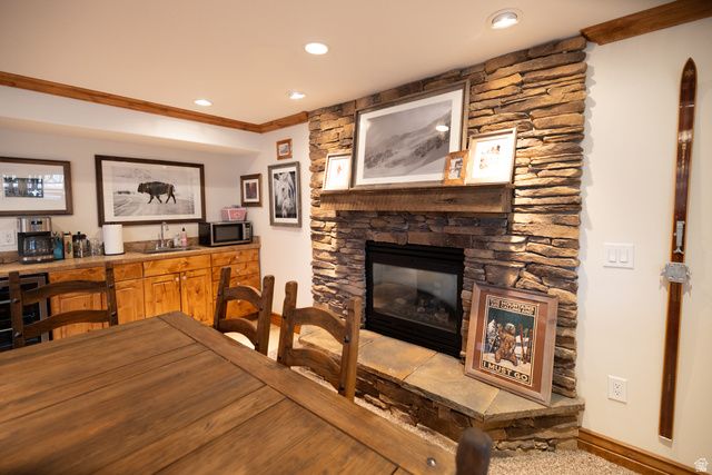 8867 S EASTHILLS DR, Sandy, UT 84093