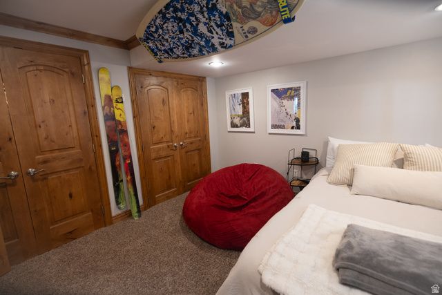 8867 S EASTHILLS DR, Sandy, UT 84093