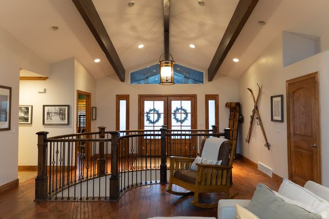 8867 S EASTHILLS DR, Sandy, UT 84093