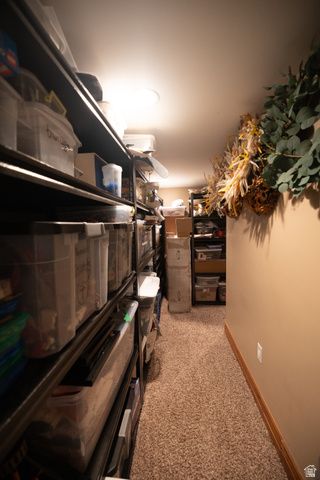 8867 S EASTHILLS DR, Sandy, UT 84093