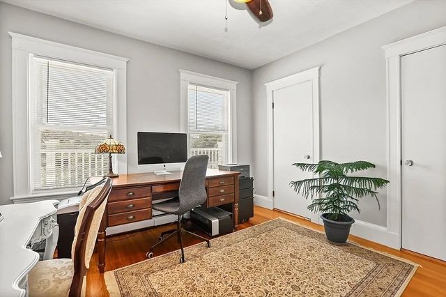 25 Brayton Rd 25, Boston, MA 02135