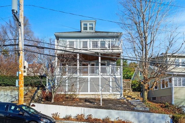 25 Brayton Rd 25, Boston, MA 02135