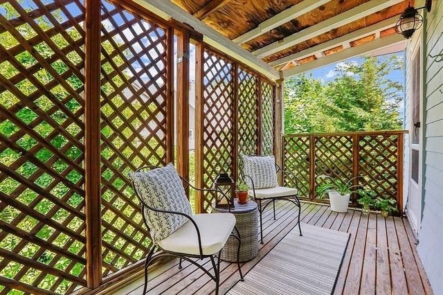 25 Brayton Rd 25, Boston, MA 02135