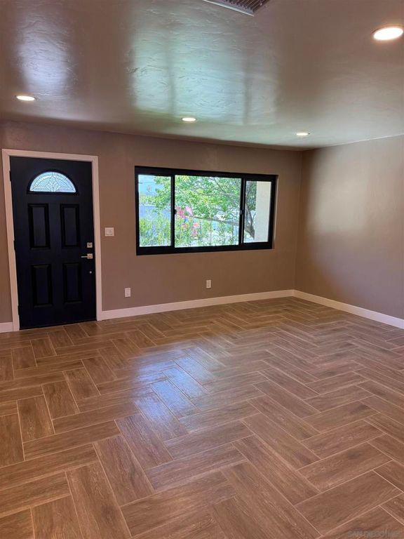 519 Camelot Dr, Oceanside, CA 92054 — photo 5