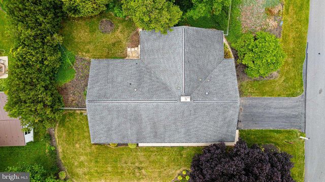 222 HARVEST LANE, Chambersburg, PA 17202