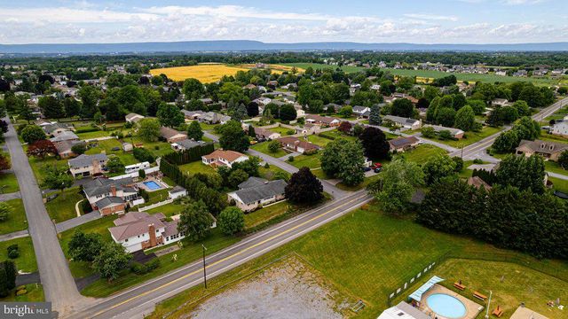 222 HARVEST LANE, Chambersburg, PA 17202