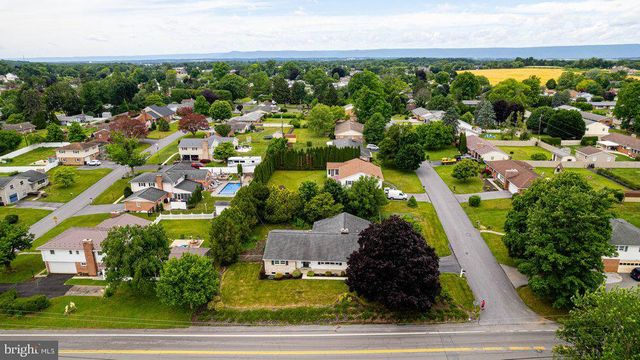 222 HARVEST LANE, Chambersburg, PA 17202