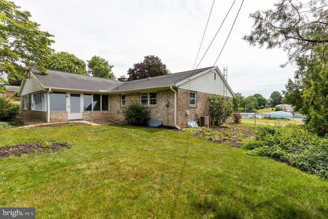 222 HARVEST LANE, Chambersburg, PA 17202