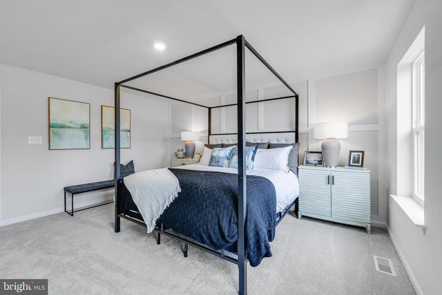 589 W NORTH ST, Smyrna, DE 19977