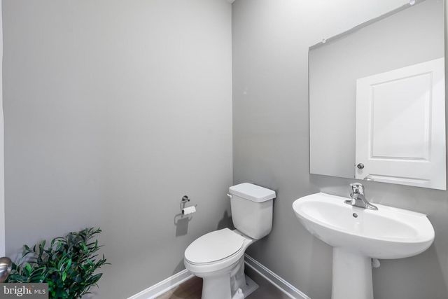 589 W NORTH ST, Smyrna, DE 19977