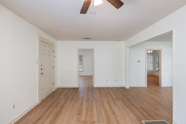 8639 San Benito Way, Dallas, TX 75218