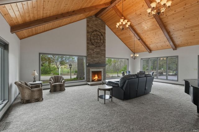 10702 Bass Road, Fort Wayne, IN 46818