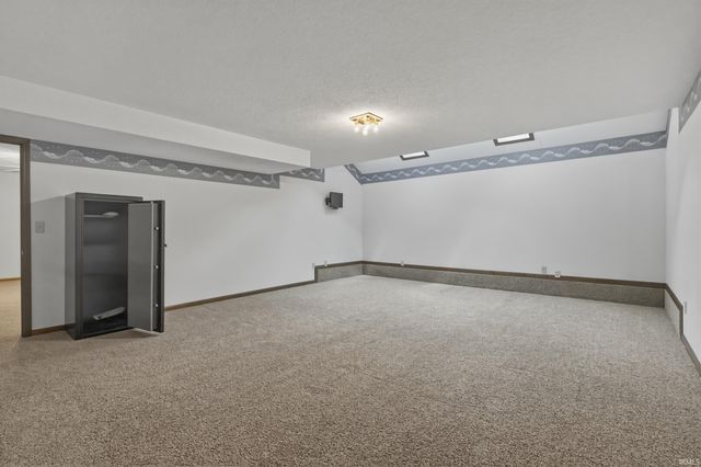 10702 Bass Road, Fort Wayne, IN 46818