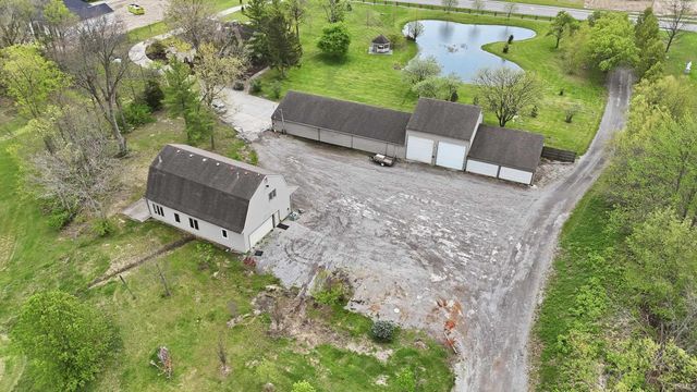 10702 Bass Road, Fort Wayne, IN 46818