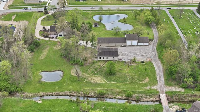 10702 Bass Road, Fort Wayne, IN 46818