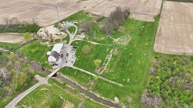 10702 Bass Road, Fort Wayne, IN 46818