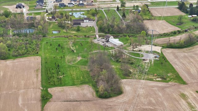 10702 Bass Road, Fort Wayne, IN 46818