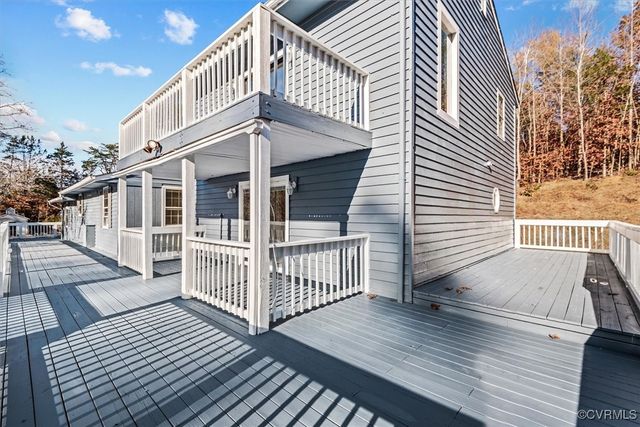 200 Weise Dr, Louisa, VA 23093