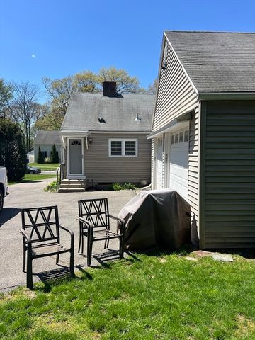 109 Eddywood St, Springfield, MA 01118