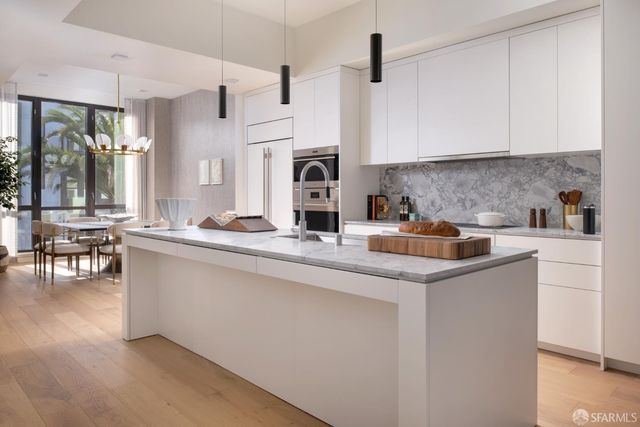 37 Meadow Drive 5, San Francisco, CA 94130