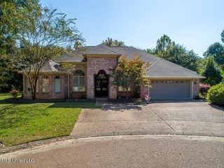 21 Bluff Hills Place, Natchez, MS 39120