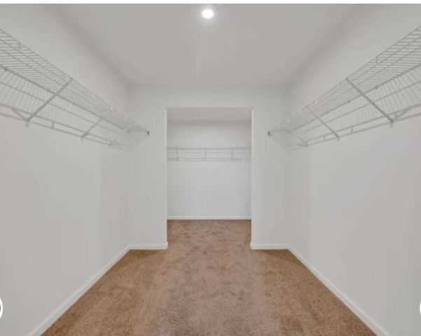 529 Wolverine Drive, Aurora, IL 60502