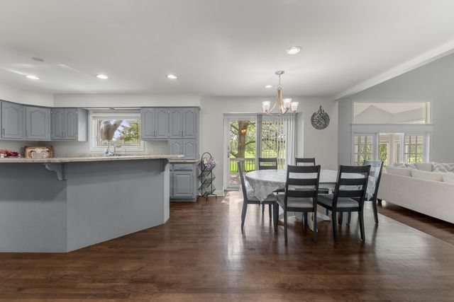 24161 Brancaster Drive, Naperville, IL 60564