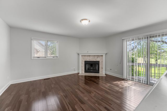 24161 Brancaster Drive, Naperville, IL 60564