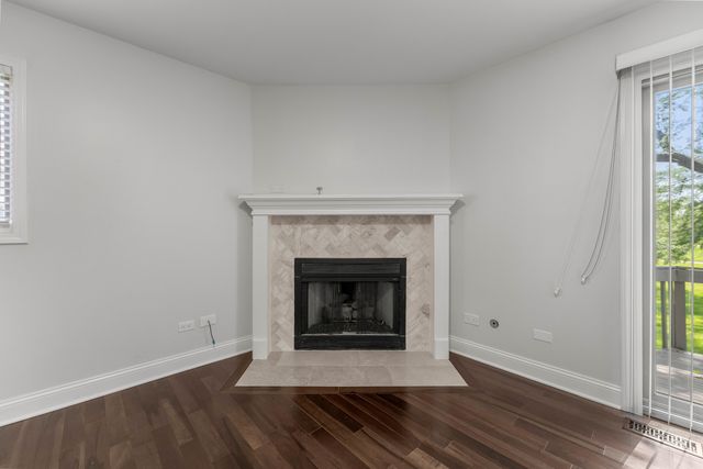 24161 Brancaster Drive, Naperville, IL 60564